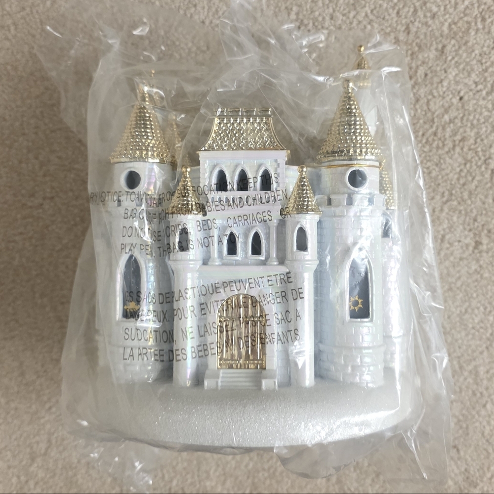 Bath & Body Works Disney Castle Candle Holder - Picture 2 of 4